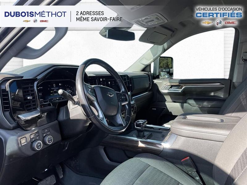 chevrolet Silverado 1500 2022 - 18