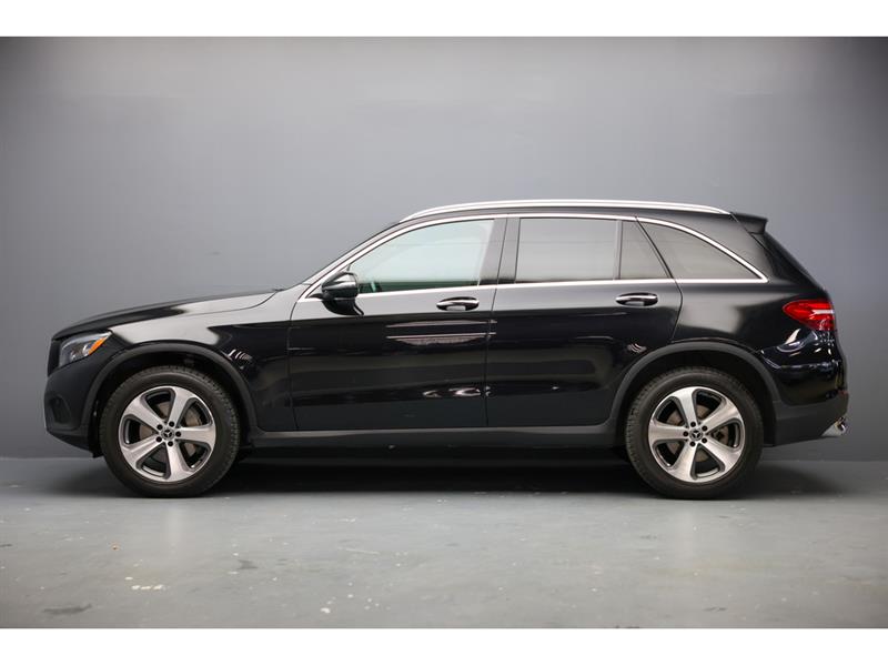 mercedes-benz GLC300 2019 - 3