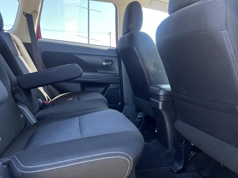 mitsubishi Outlander 2016 - 23