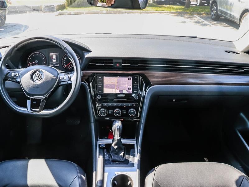 volkswagen Passat 2020 - 17