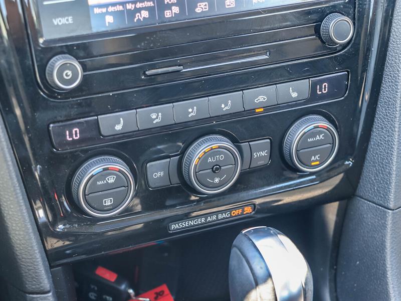 volkswagen Passat 2020 - 22