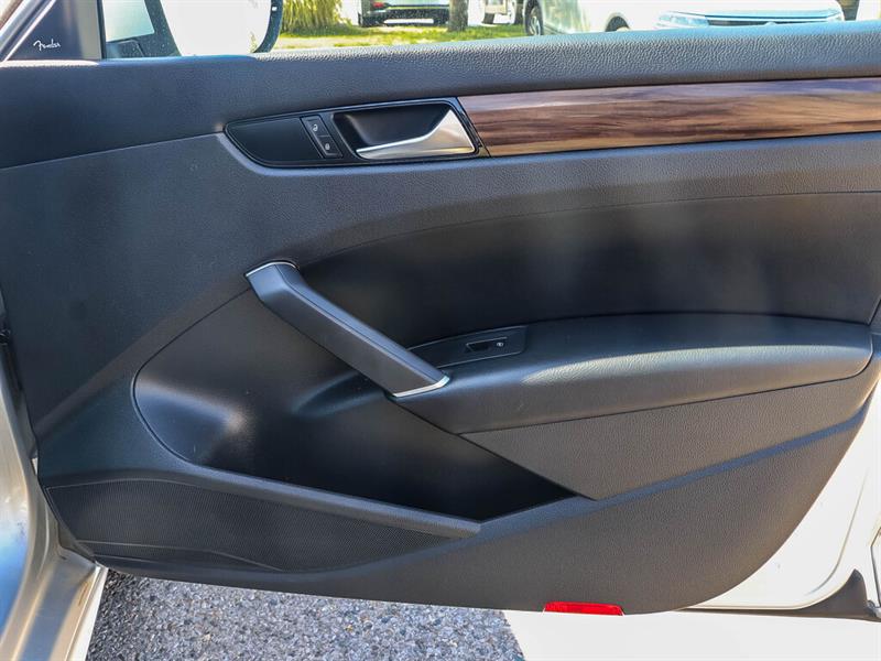 volkswagen Passat 2020 - 26