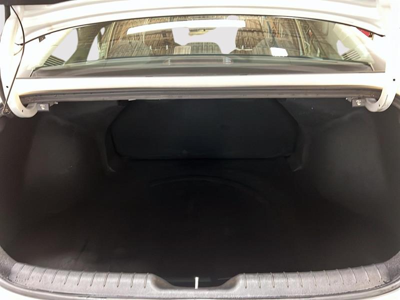 hyundai Elantra 2023 - 12