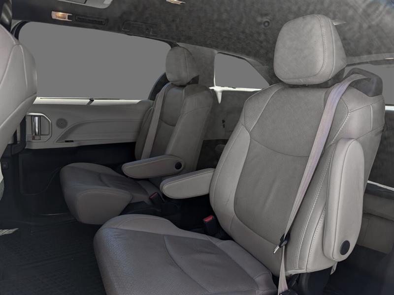 toyota Sienna 2021 - 10