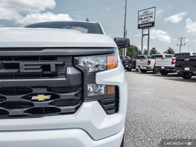 chevrolet Silverado 1500 2023 - 11