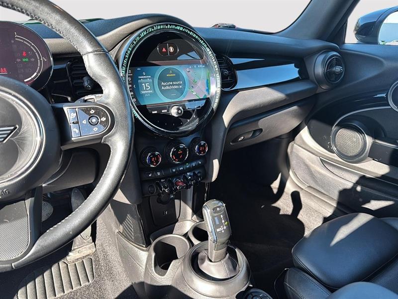 mini Cooper Convertible 2022 - 18