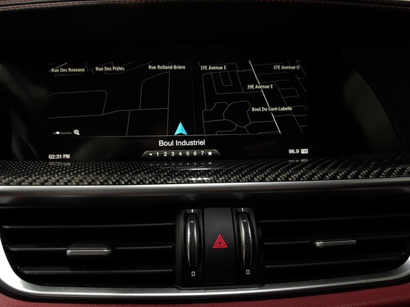 alfa romeo Stelvio quadrifoglio 2018 - 17