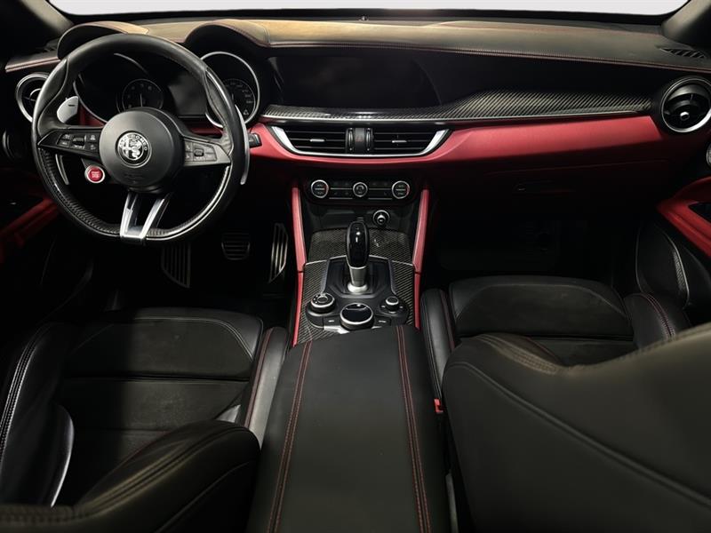 alfa romeo Stelvio quadrifoglio 2018 - 24