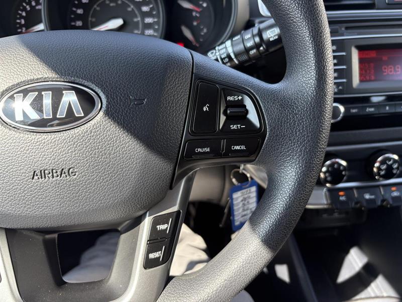 kia Rio 2016 - 23