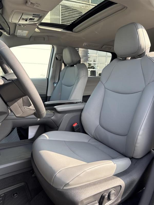 toyota Sienna 2024 - 13