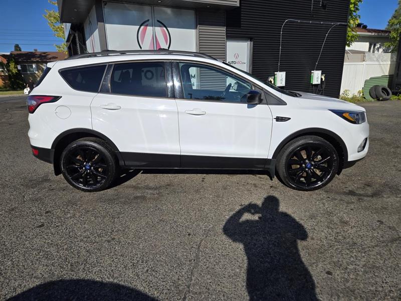 ford Escape 2018 - 9
