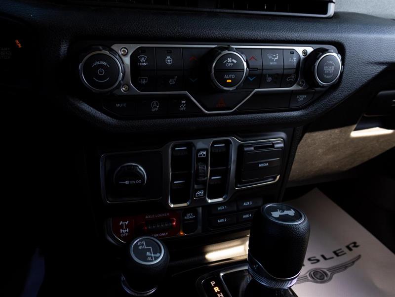 jeep Wrangler 2025 - 13