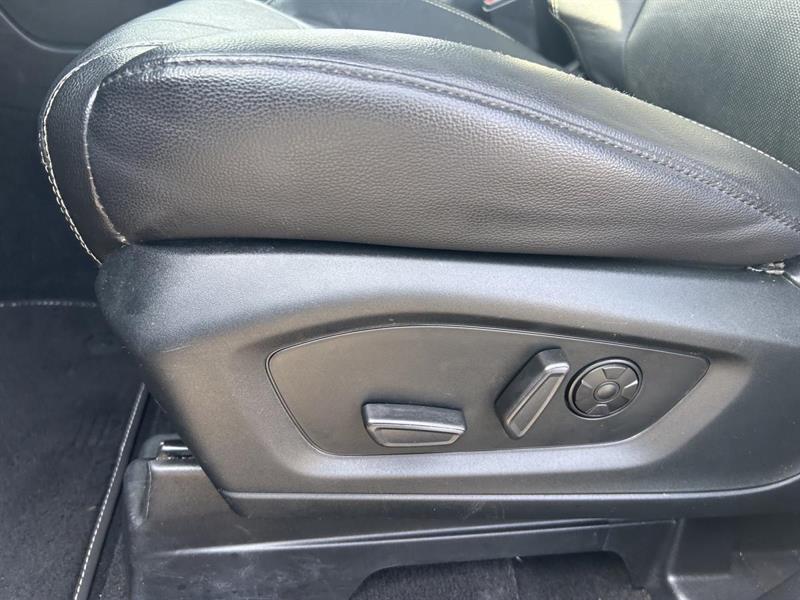 ford Explorer 2022 - 12