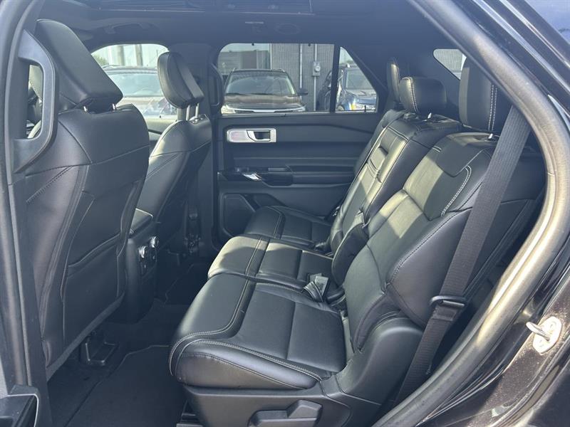 ford Explorer 2022 - 14