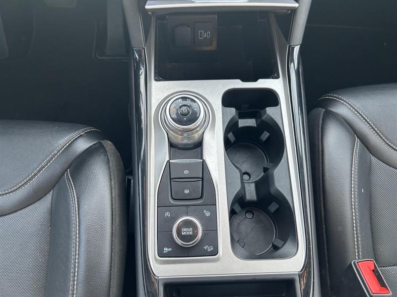 ford Explorer 2022 - 28