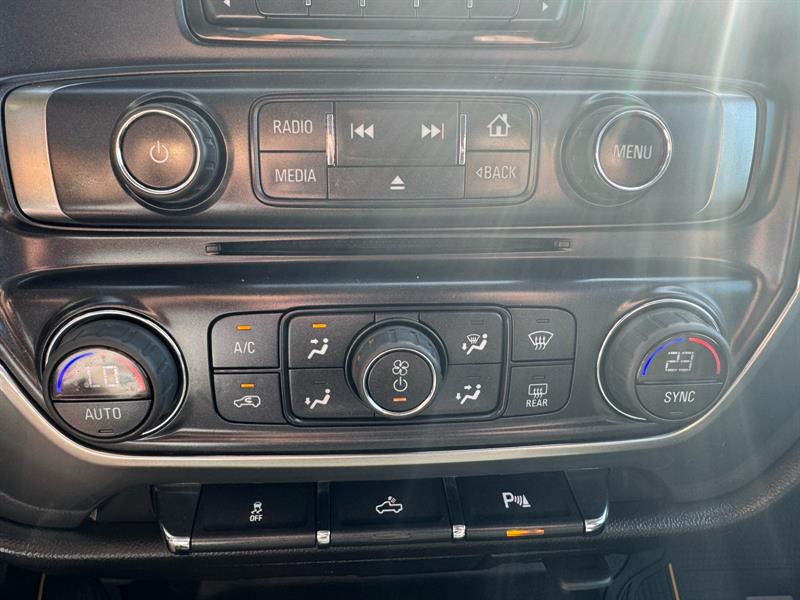 chevrolet Silverado 2500 HD 2015 - 18