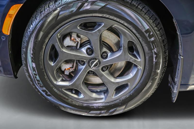 chrysler Pacifica Hybrid 2022 - 10