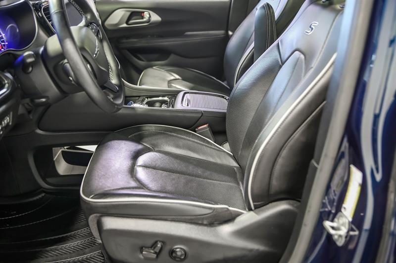 chrysler Pacifica Hybrid 2022 - 15