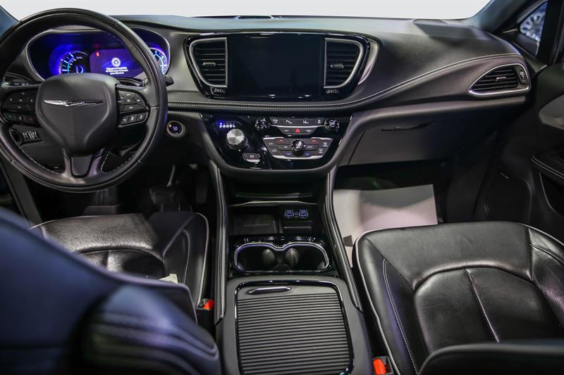 chrysler Pacifica Hybrid 2022 - 23