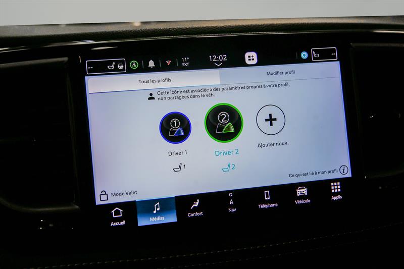 chrysler Pacifica Hybrid 2022 - 25