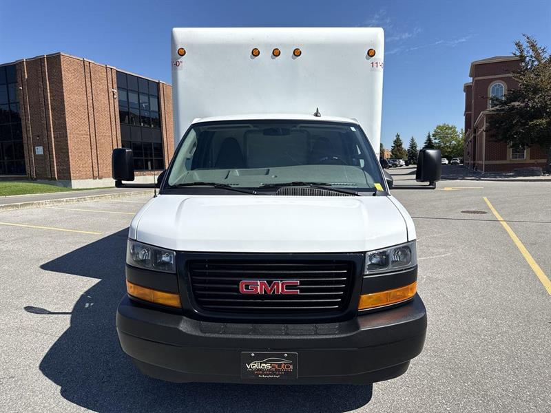 gmc Savana Cutaway 2023 - 21