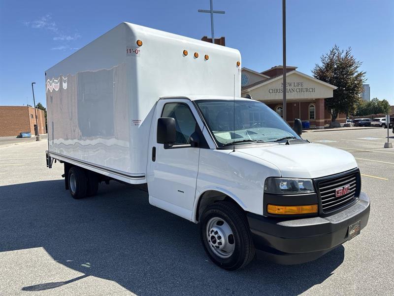 gmc Savana Cutaway 2023 - 23