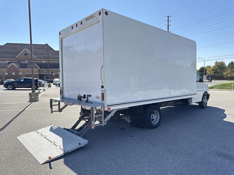 gmc Savana Cutaway 2023 - 25