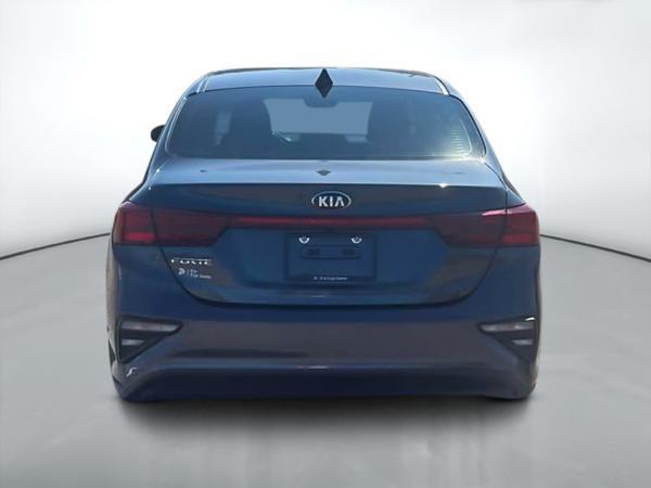 kia Forte 2021 - 6