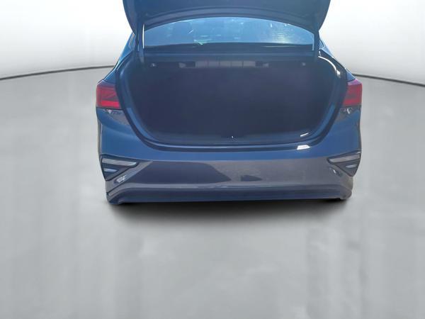 kia Forte 2021 - 7