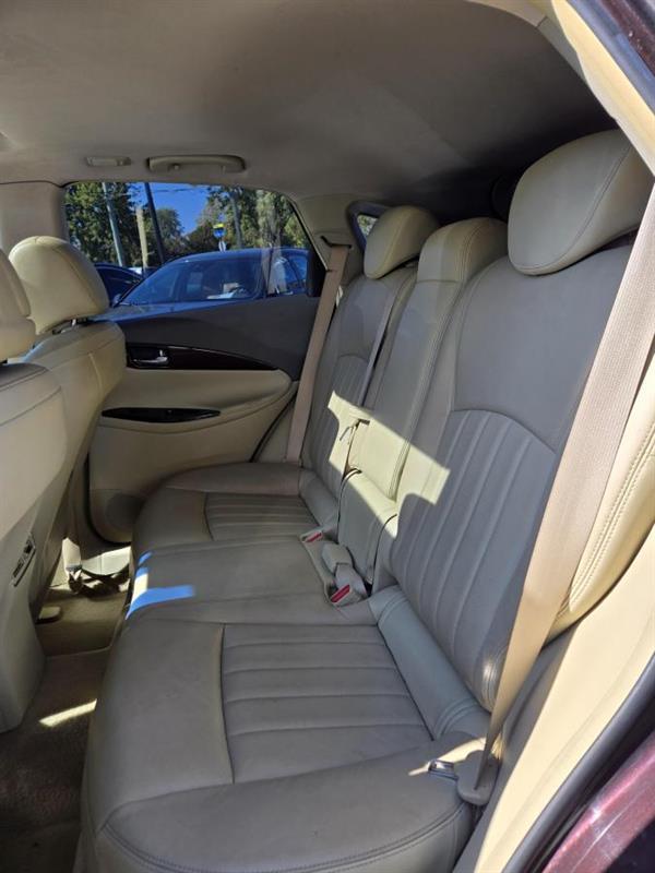 2010 Infiniti EX35 - Image 13
