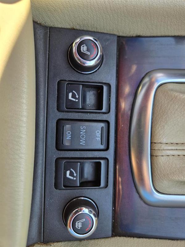 2010 Infiniti EX35 - Image 20