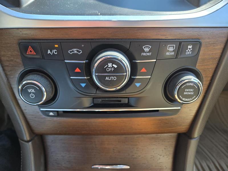 chrysler 300 2014 - 23