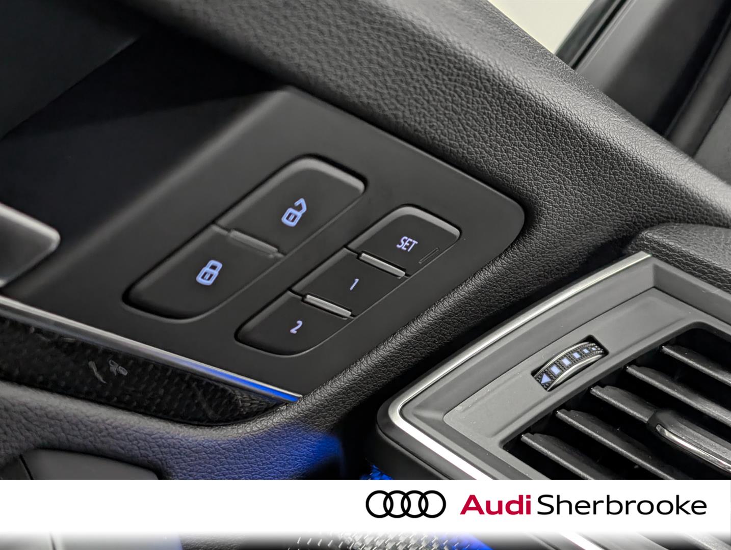 audi SQ5 2018 - 24