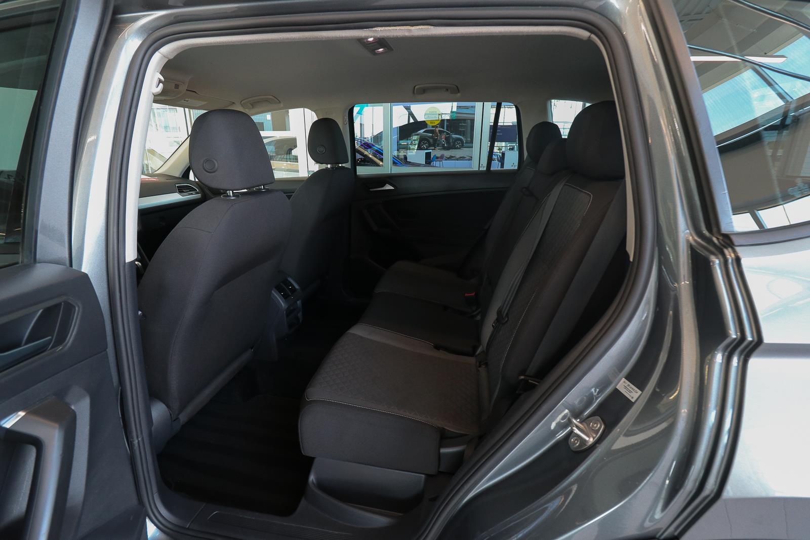 volkswagen Tiguan 2021 - 16