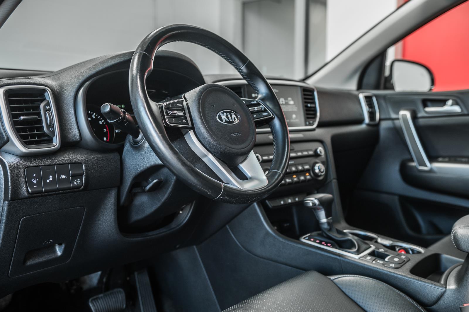 kia Sportage 2022 - 25