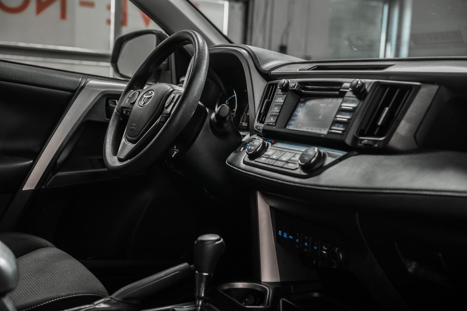 toyota RAV4 hybride 2017 - 38