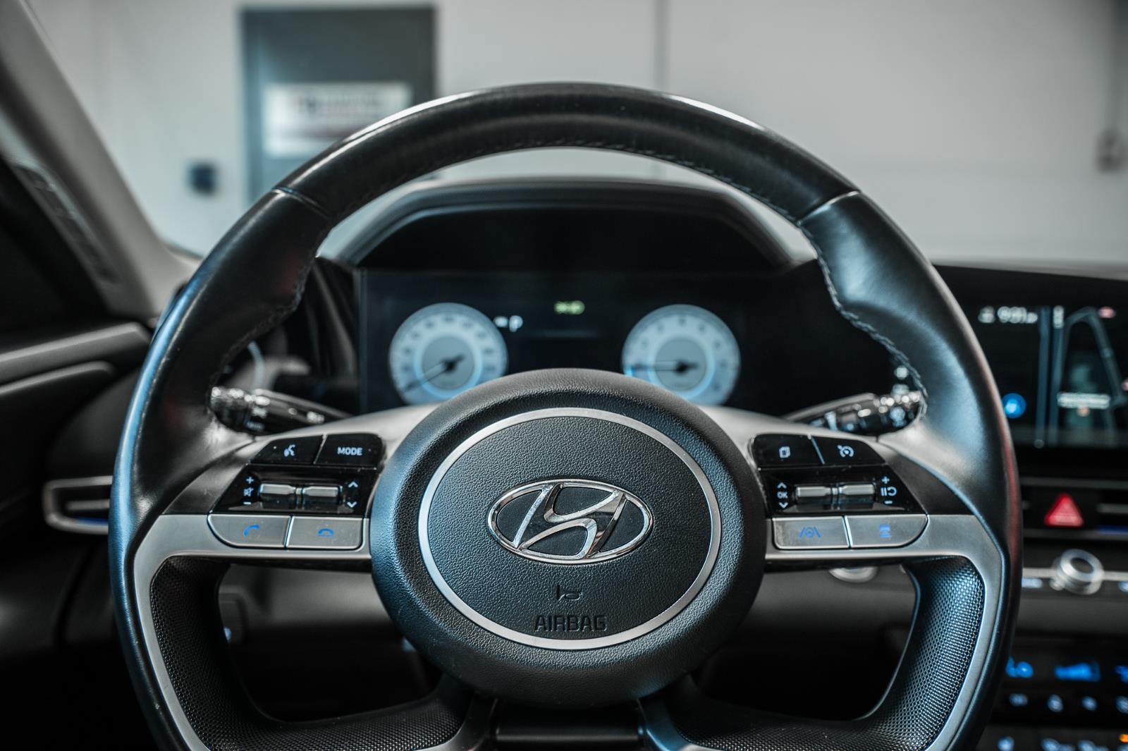 hyundai Elantra 2023 - 24