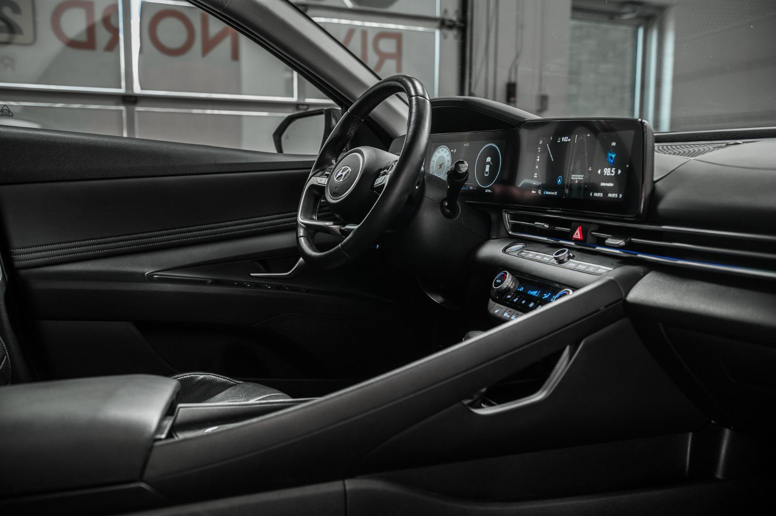 hyundai Elantra 2023 - 38