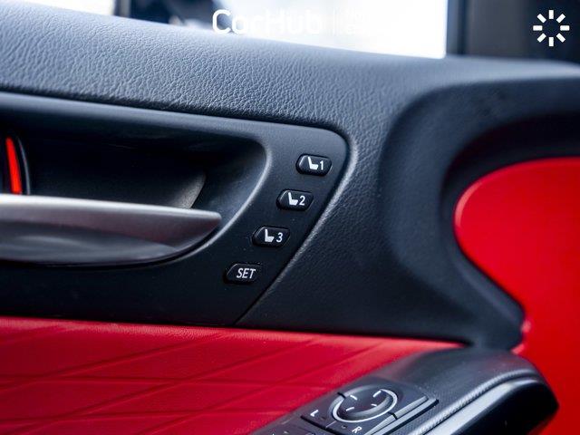 lexus IS  2021 - 15