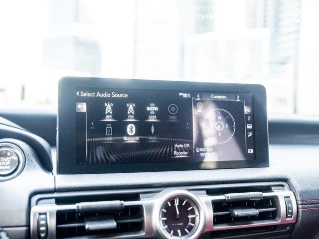 lexus IS  2021 - 28