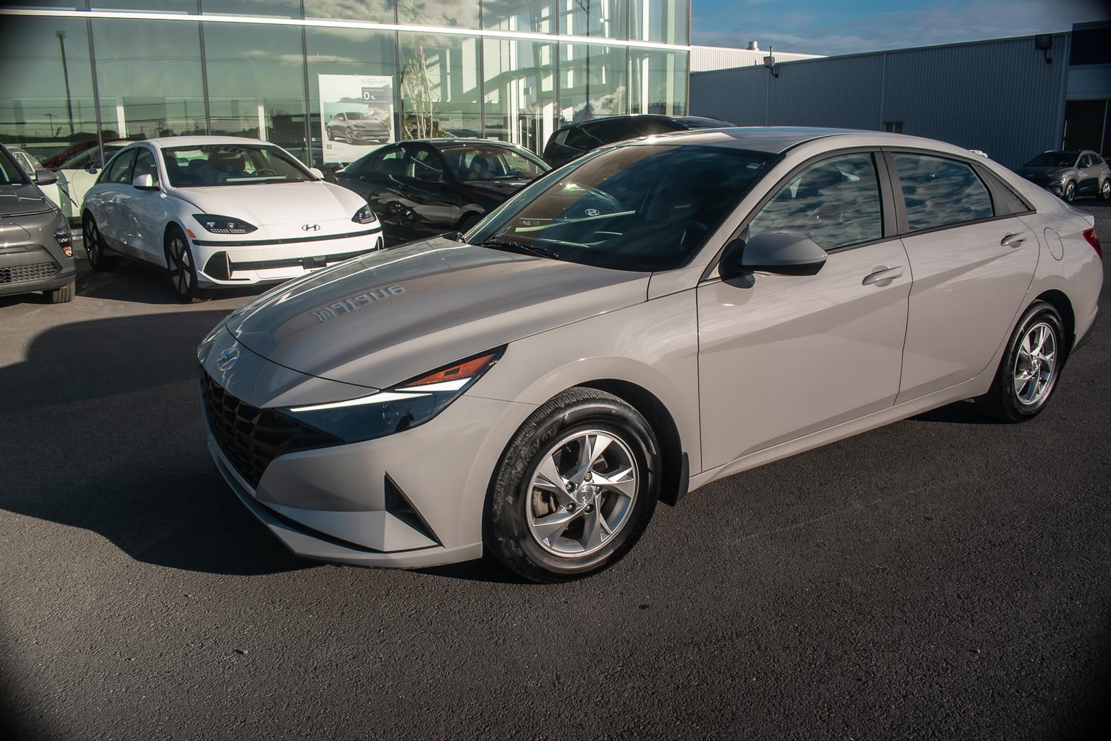 hyundai Elantra 2023