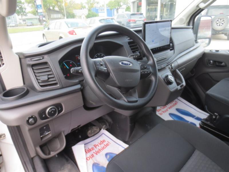 ford E-Transit fourgonnette utilitaire 2022 - 13