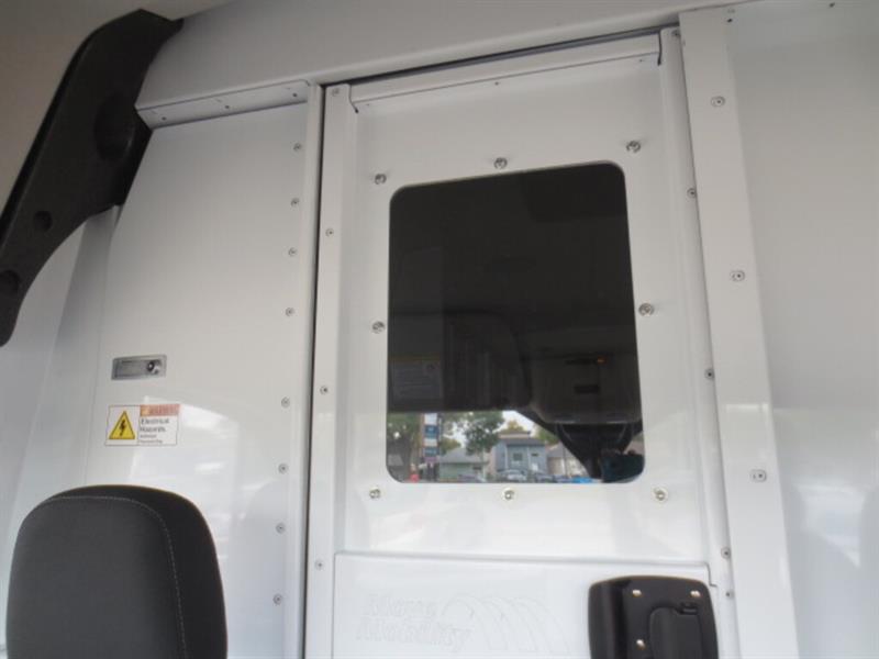 ford E-Transit fourgonnette utilitaire 2022 - 18