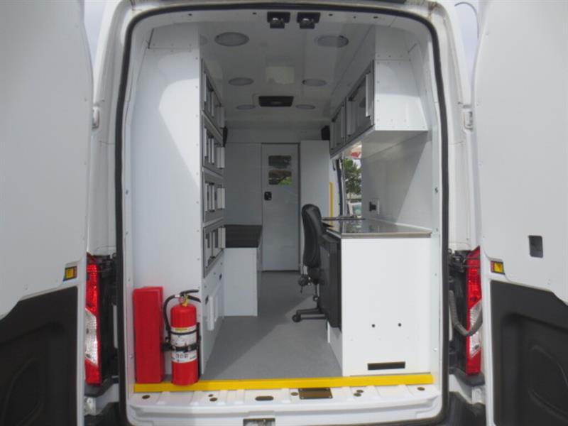 ford E-Transit fourgonnette utilitaire 2022 - 29