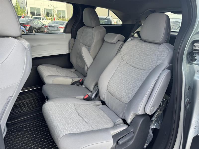 toyota Sienna 2025 - 14