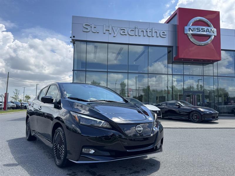nissan LEAF 2025