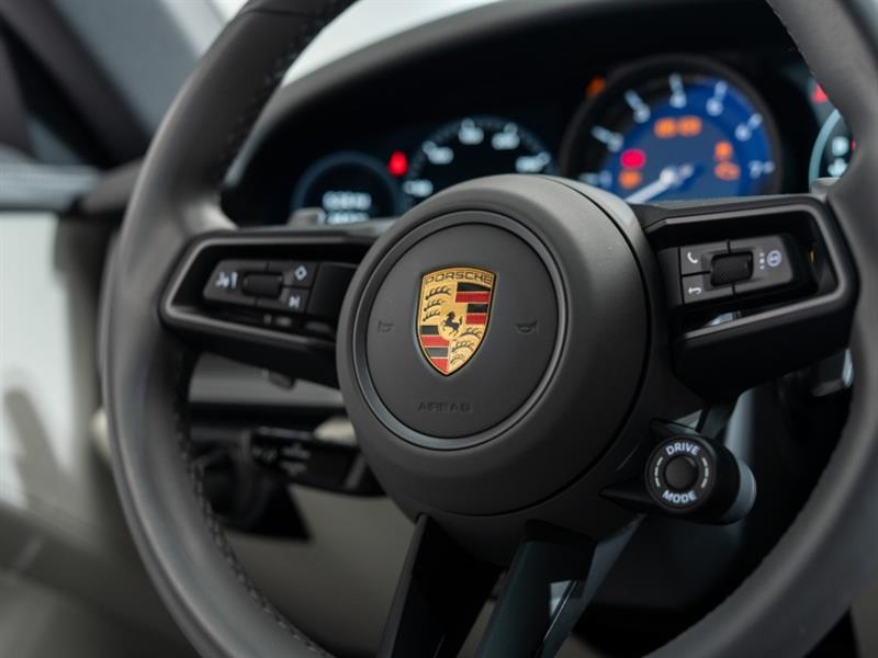 porsche 911 2024 - 25