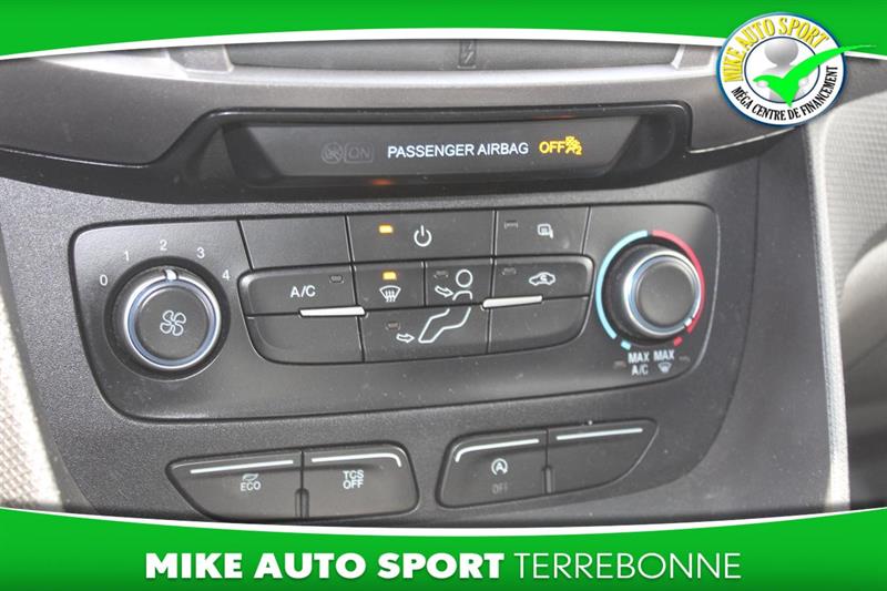 ford Transit Connect 2020 - 17