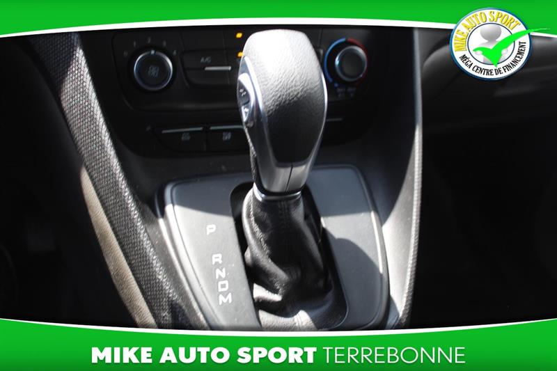 ford Transit Connect 2020 - 18