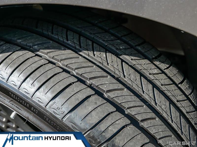 genesis GV70 2022 - 12